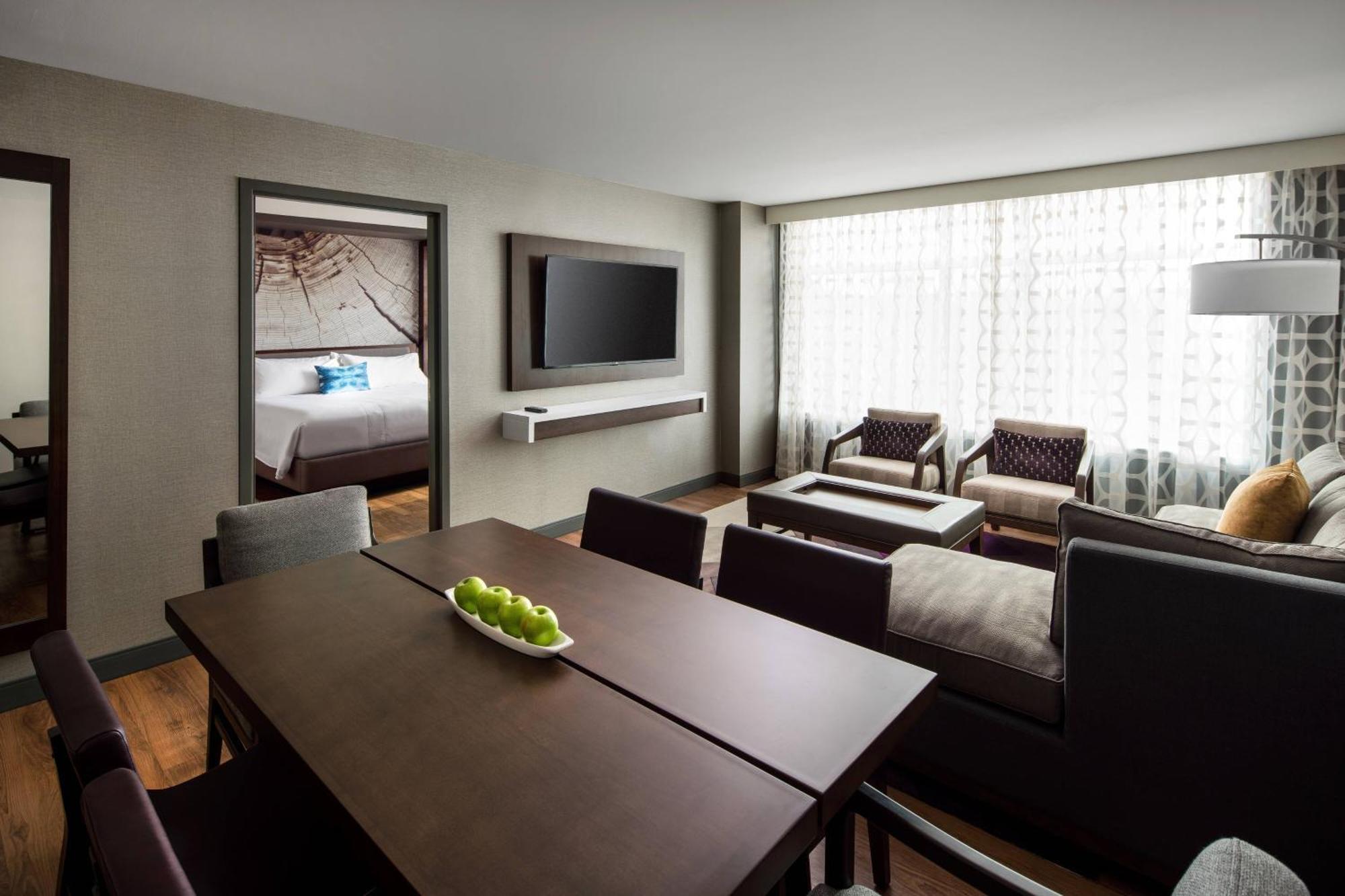 Morgantown Marriott At Waterfront Place Екстер'єр фото