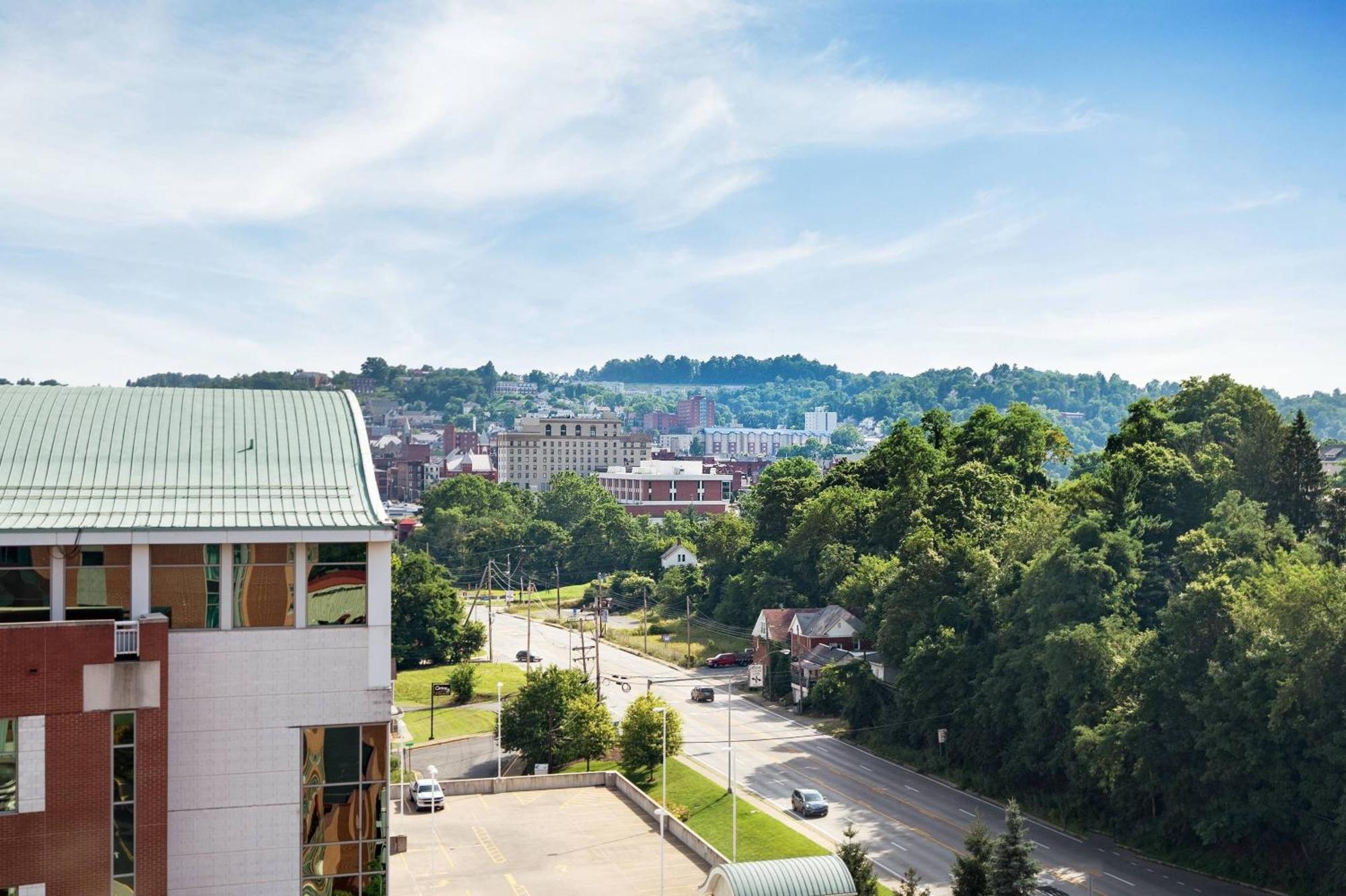 Morgantown Marriott At Waterfront Place Екстер'єр фото